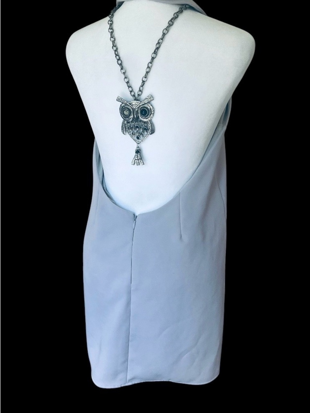 👗 Tobi Pastel Lilac Halter
Neck Cocktail crepe Mini Dress - Picture 3 of 8